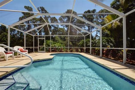 Paradise Valley Resort Retreat with Heated Pool .